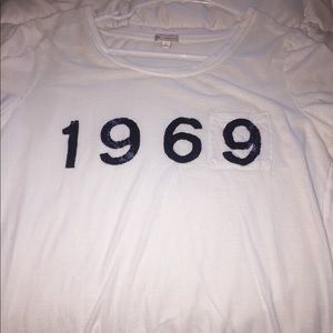 white tee w/ 1969 vintage blue numbers w/ pocket